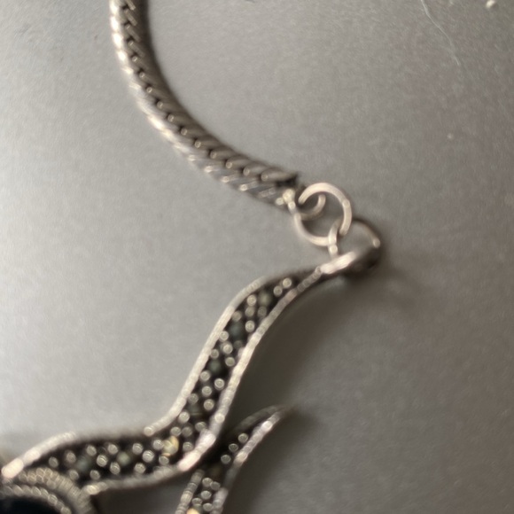 Gorgeous silver and onix pendant with marcasite - Picture 3 of 6